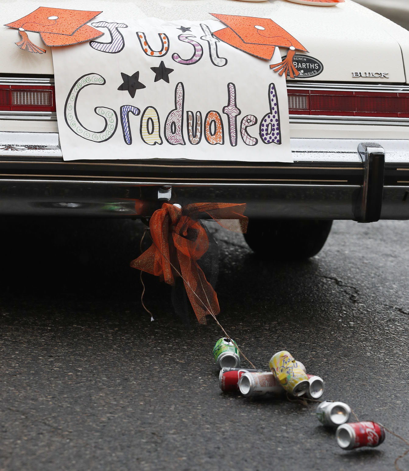 Senior High grad parade